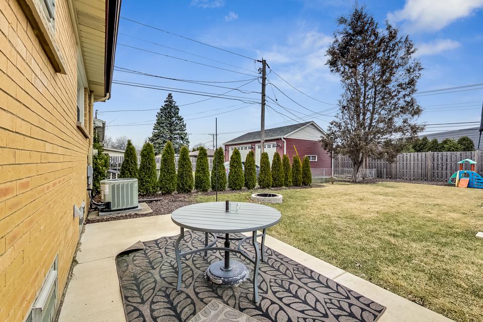  100 Wisconsin Dr, Des Plaines, IL 60016 photo 31