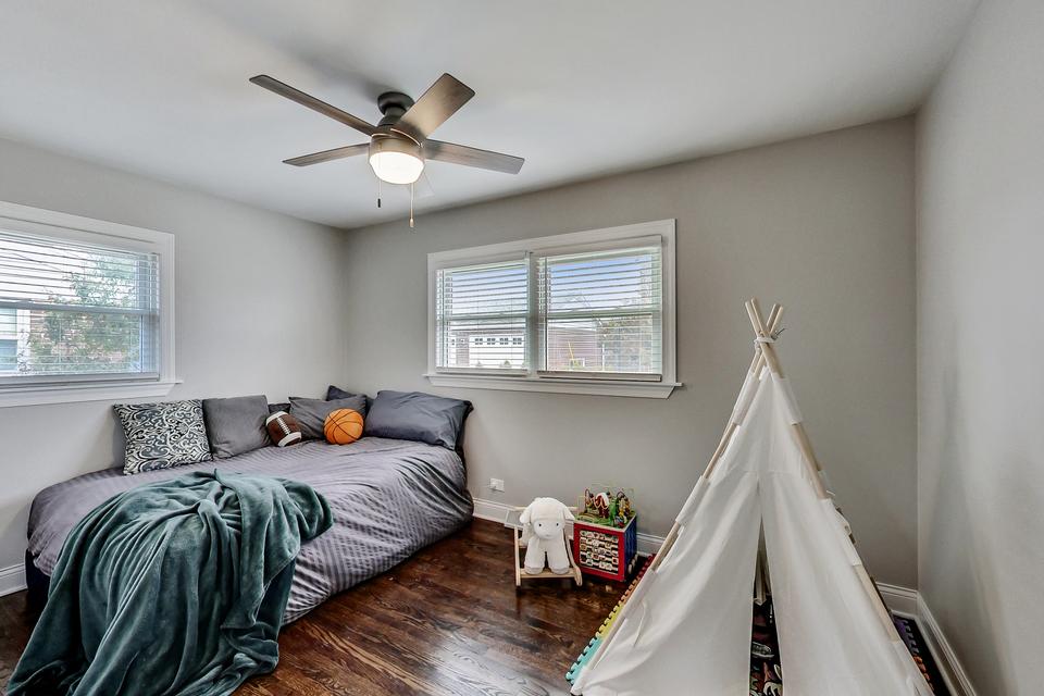  100 Wisconsin Dr, Des Plaines, IL 60016 photo 16