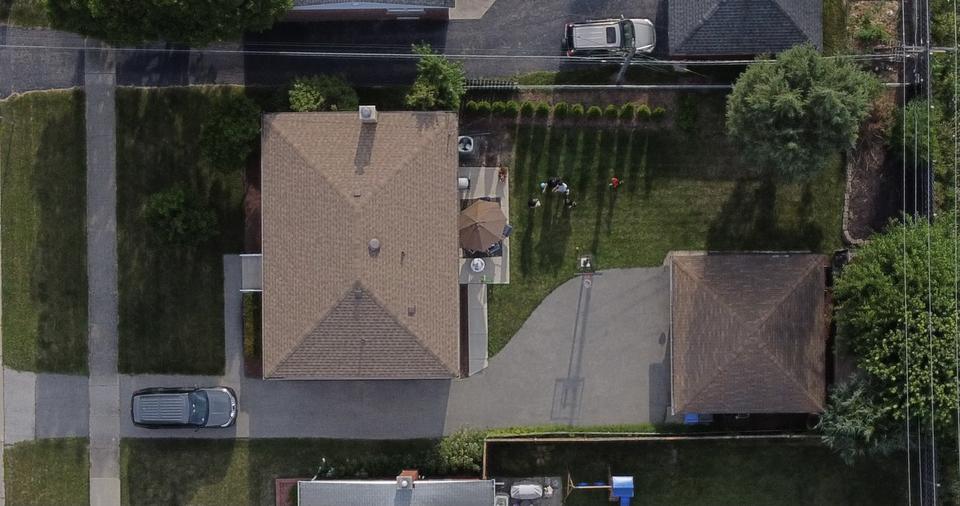  100 Wisconsin Dr, Des Plaines, IL 60016 photo 2