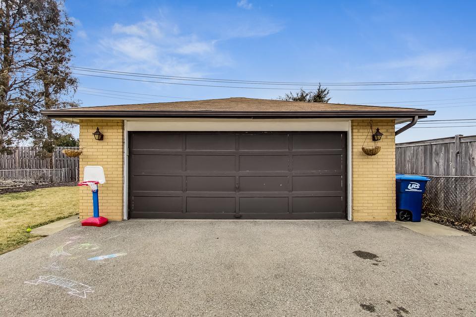  100 Wisconsin Dr, Des Plaines, IL 60016 photo 34