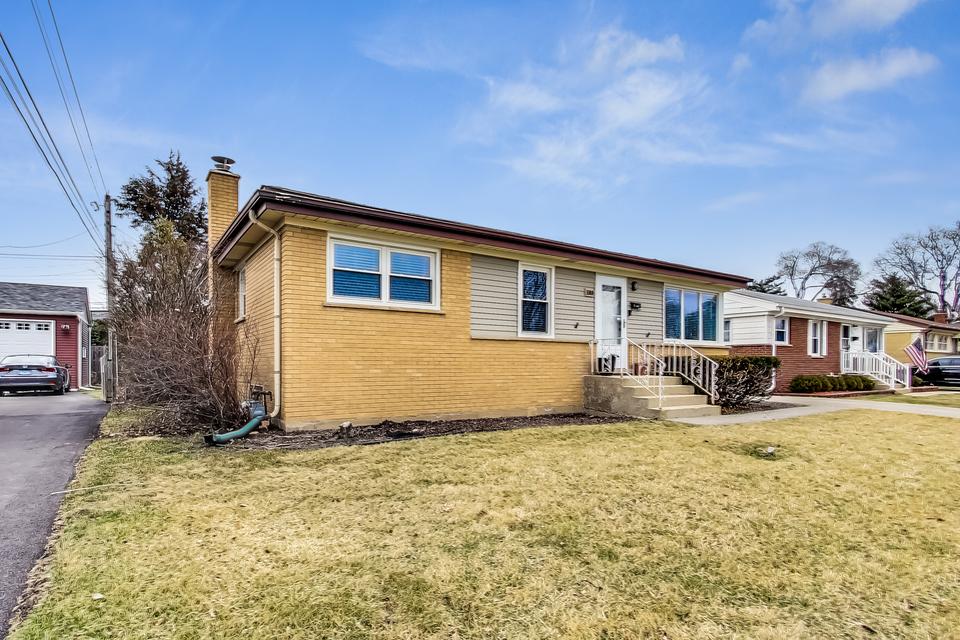  100 Wisconsin Dr, Des Plaines, IL 60016 photo 3