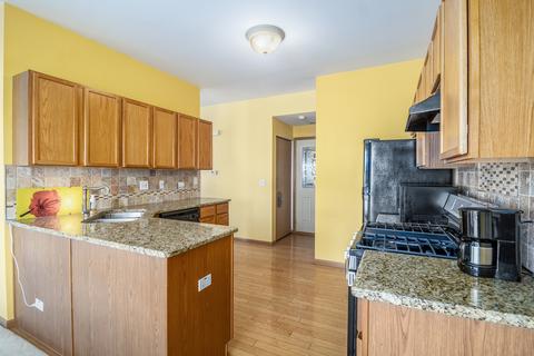 4034 Marble Ct, Aurora, IL 60504 photo 4