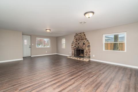 433 S Front St, Braidwood, IL 60408 photo 5