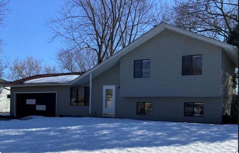 4909 W Bromley Dr, Mchenry, IL 60050 photo 1