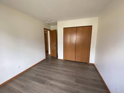 4909 W Bromley Dr, Mchenry, IL 60050 photo 9