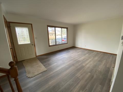 4909 W Bromley Dr, Mchenry, IL 60050 photo 4