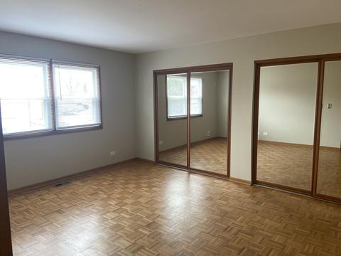 881 Jefferson Dr, Lindenhurst, IL 60046 photo 11