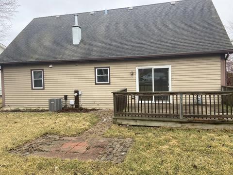 881 Jefferson Dr, Lindenhurst, IL 60046 photo 24