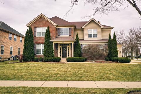 1420 Blume Dr, Elgin, IL 60124 photo 1