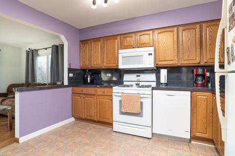14818 Lawndale Ave, Midlothian, IL 60445 photo 5
