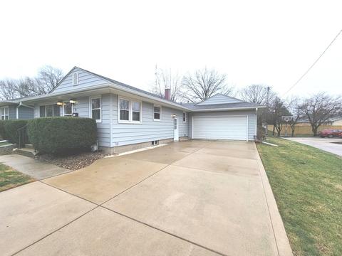 9 Striegel Ct, Normal, IL 61761 photo 1