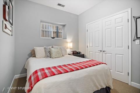 2343 W Cullom Ave, Chicago, IL 60618 photo 24