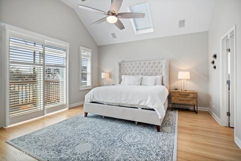 2343 W Cullom Ave, Chicago, IL 60618 photo 14
