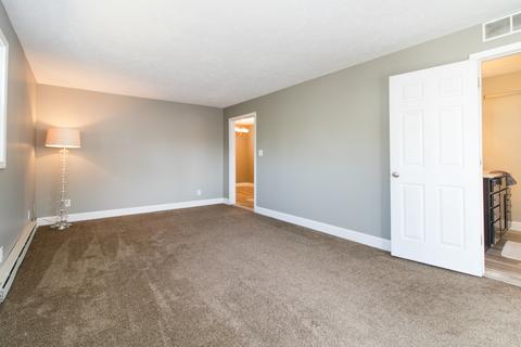 406 Miles Ln, Normal, IL 61761 photo 18