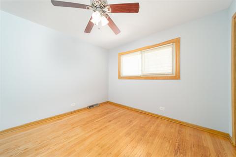15034 Champlain Ave, Dolton, IL 60419 photo 9