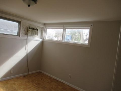 409 Fairview Dr, Champaign, IL 61820 photo 17