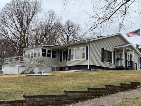 107 Leroy St, Morrison, IL 61270 photo 1