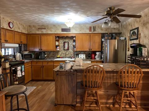107 Leroy St, Morrison, IL 61270 photo 3