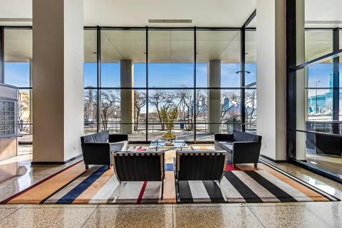 360 E Randolph St #907, Chicago, IL 60601 photo 30
