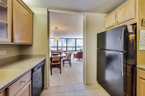 360 E Randolph St #907, Chicago, IL 60601 photo 3