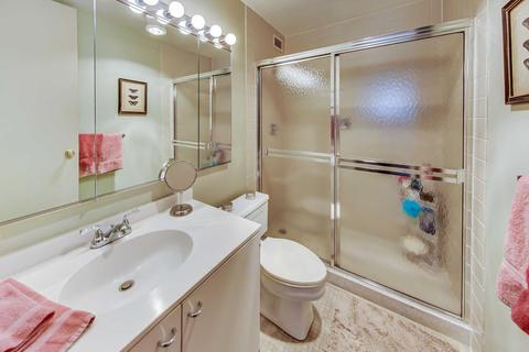 360 E Randolph St #907, Chicago, IL 60601 photo 16