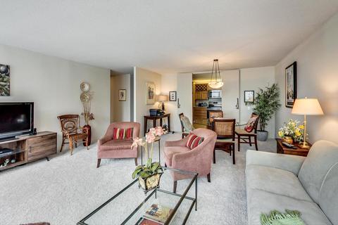 360 E Randolph St #907, Chicago, IL 60601 photo 9