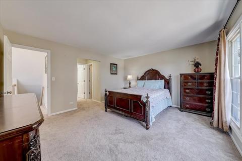 9033 Jacqueline Dr, Des Plaines, IL 60016 photo 15