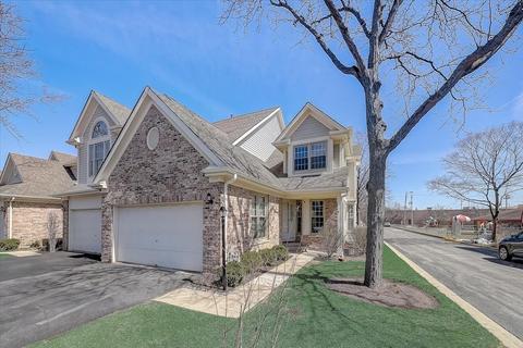 9033 Jacqueline Dr, Des Plaines, IL 60016 photo 1