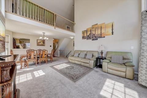 9033 Jacqueline Dr, Des Plaines, IL 60016 photo 14