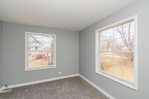 66 Silver Tree Cir, Cary, IL 60013 photo 19