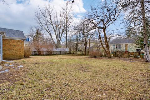 636 Beaver Rd, Glenview, IL 60025 photo 18