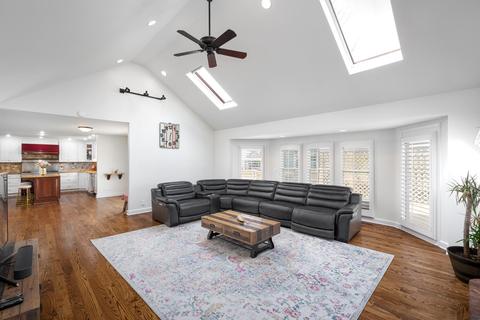 4204 White Eagle Dr, Naperville, IL 60564 photo 25