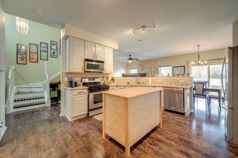 21545 Eich Dr, Crest Hill, IL 60403 photo 7