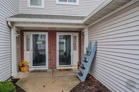 21545 Eich Dr, Crest Hill, IL 60403 photo 2