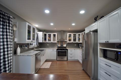 2302 Hastings Dr, Plainfield, IL 60586 photo 3