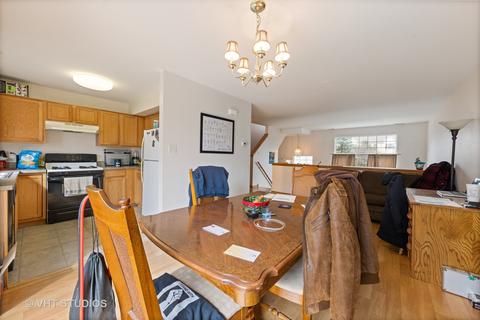 2632 Canyon Dr, Plainfield, IL 60586 photo 2