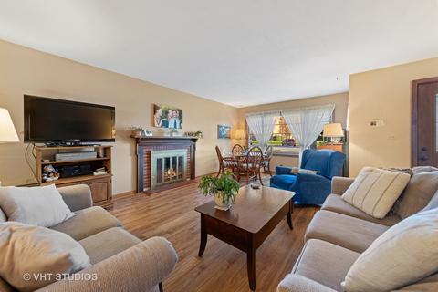 317 Wakeman Ave, Wheaton, IL 60187 photo 2