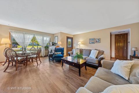 317 Wakeman Ave, Wheaton, IL 60187 photo 4
