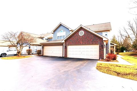 875 Wembley Ct, Elgin, IL 60120 photo 1
