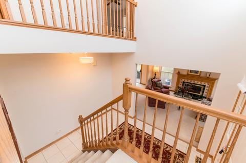 875 Wembley Ct, Elgin, IL 60120 photo 20