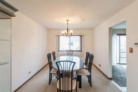 4415 Beacon Ct, Hoffman Estates, IL 60192 photo 4