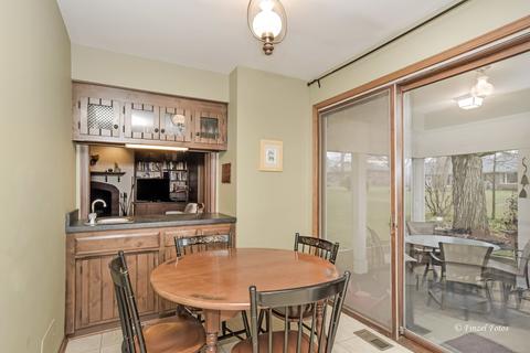 38 W245 Pars Path, Elgin, IL 60124 photo 10