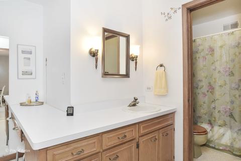38 W245 Pars Path, Elgin, IL 60124 photo 14