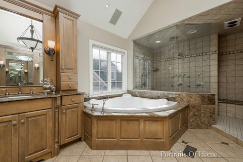 1557 E Prairie Ave, Wheaton, IL 60187 photo 16