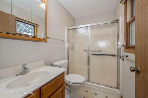 2333 Bluejay Trl, Elgin, IL 60123 photo 9