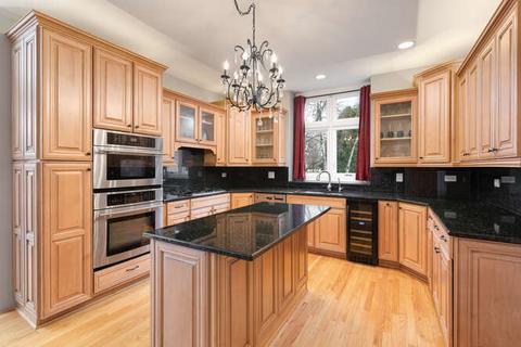 3211 White Eagle Dr, Naperville, IL 60564 photo 8