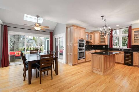 3211 White Eagle Dr, Naperville, IL 60564 photo 7