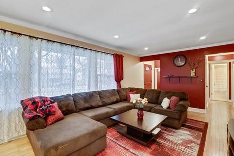 619 E Prairie Ave, Des Plaines, IL 60016 photo 5