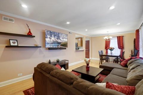 619 E Prairie Ave, Des Plaines, IL 60016 photo 3