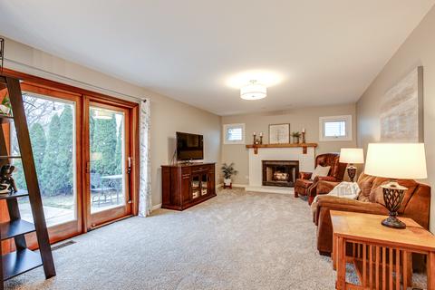 355 Devon Ct, Grayslake, IL 60030 photo 5